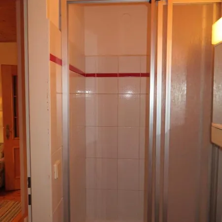 Privat bolig Gastehaus Karba Panoramablick In Thermenregion