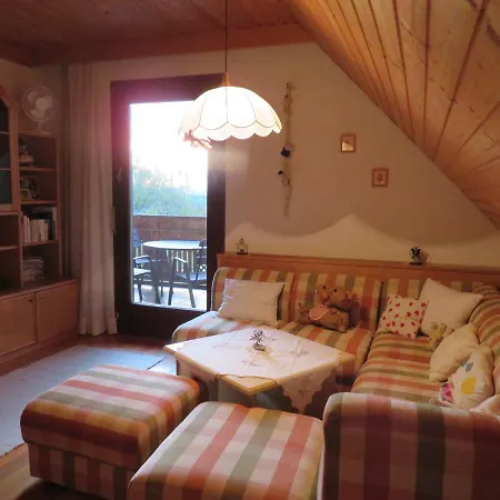 Séjour chez l'habitant Gastehaus Karba Panoramablick In Thermenregion *